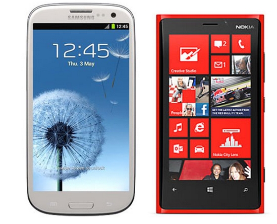 Дисплеи Nokia Lumia 920 и Samsung Galaxy S3
