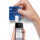 Square система позволяет мобильным устройствам брать деньги с банковских карт.