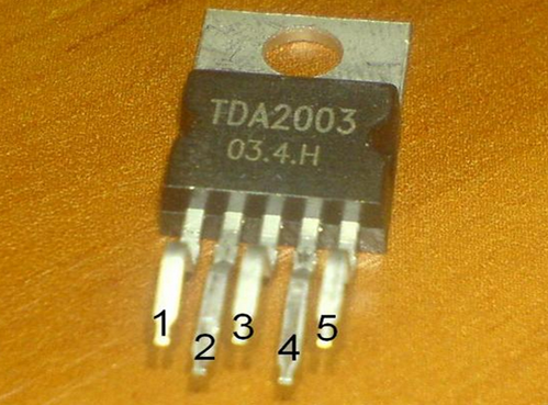 Микросхема TDA2003