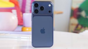 iPhone Pro 2027 может получить изогнутый экран и скрытые камеры