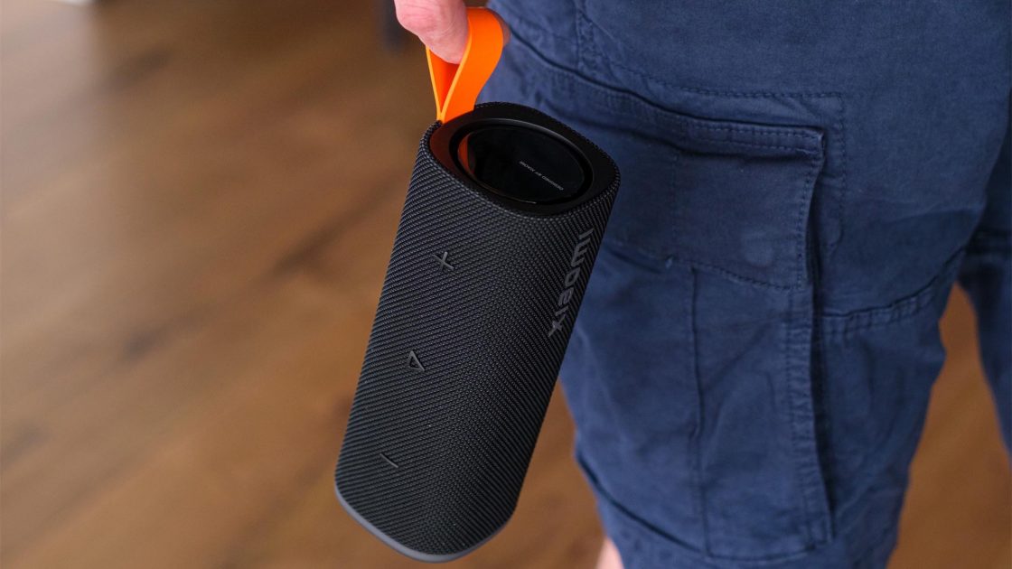 Xiaomi Sound Play — обзор Bluetooth-колонки с IP68, подсветкой и Auracast