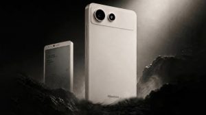 Hisense A10 получил экран E Ink и съемный LCD-дисплей для Android