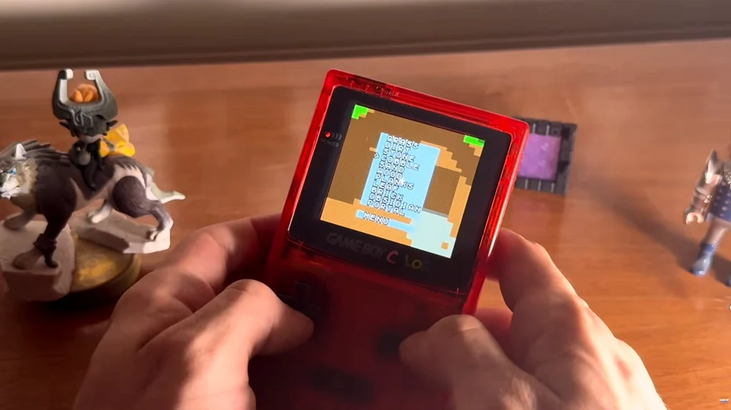 Энтузиаст запустил трехмерную версию Minecraft на Game Boy Color