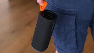 Xiaomi Sound Play — обзор Bluetooth-колонки с IP68, подсветкой и Auracast